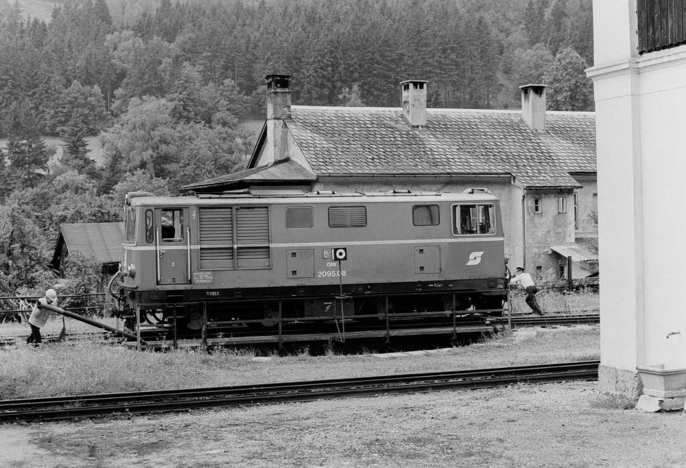http://images.bahnstaben.de/HiFo/00030_Interrail 1982 - Teil 5  Ybbstalbahn mit Dampf und Diesel/6630313664663130.jpg